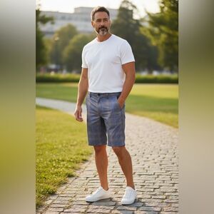 EUC Lululemon Men's Blue Checkered 10” Casual Shorts - Size 34